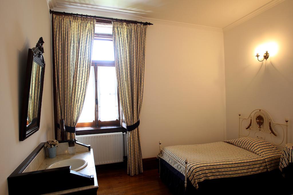 Solar De Chacim - Turismo De Habitacao Hotel Room photo